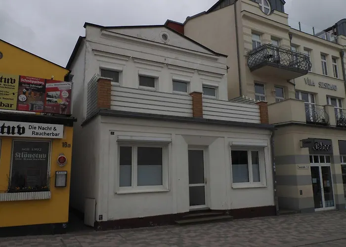 Haus Wilbrand Ferienzimmer 1 روستوك